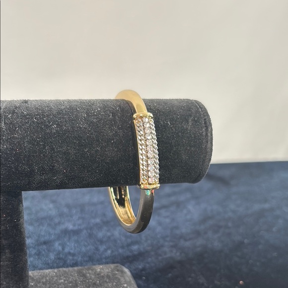 New Chicos Gold w Bling Bracelet - Picture 1 of 7